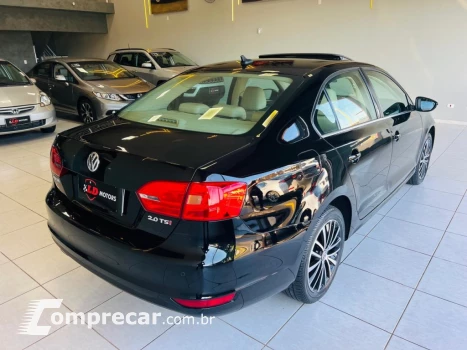 JETTA 2.0 TSI HIGHLINE 200CV GASOLINA 4P TIPTRONIC