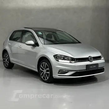 Golf Comfort. 200 TSI 1.0 Flex 12V Aut.