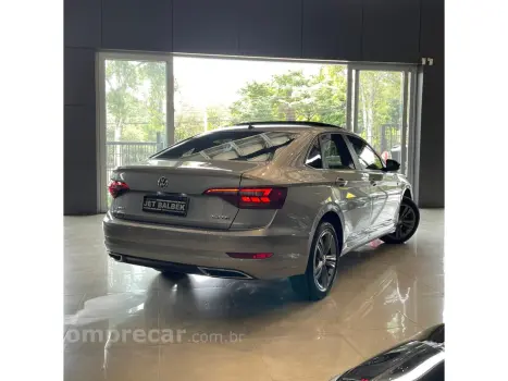 JETTA 1.4 250 TSI TOTAL FLEX R-LINE TIPTRONIC