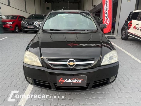 ASTRA 2.0 MPFI Advantage Sedan 8V