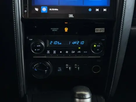 HILUX SW4 2.8 D-4D TURBO DIESEL SRX 7L 4X4 AUTOMÁTICO