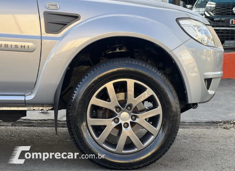 Pajero TR4 2.0 Flex 16V 4X2 Aut.