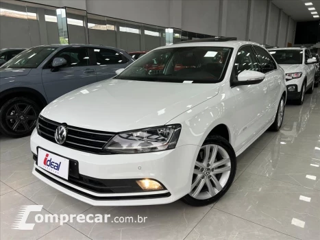 Volkswagen JETTA 2.0 TSI HIGHLINE 211CV GASOLINA 4P TIPTRONIC 4 portas