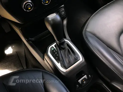 Renegade 1.8 16V Flex 4P Automático