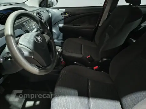 ETIOS 1.5 XS Sedan 16V