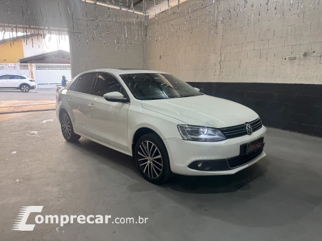 JETTA 2.0 TSI Highline 211cv