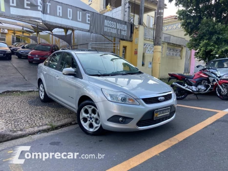 FORD Focus Sed. TI./TI.Plus 2.0 16V Flex  Aut 4 portas