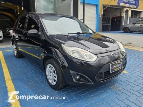 FORD FIESTA 1.6 Rocam Hatch 8V 4 portas