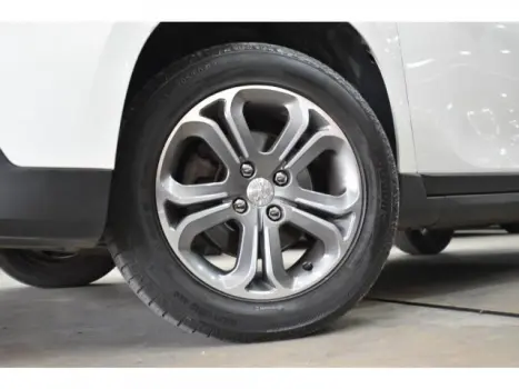 2008 - 1.6 16V GRIFFE 4P AUTOMÁTICO