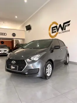 Hyundai HB20 Unique 1.0 Flex 12V Mec. 4 portas
