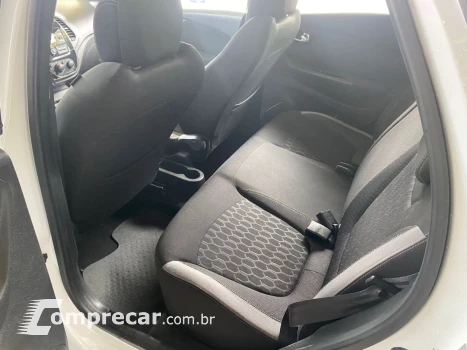 Captur 1.6 16V 4P FLEX SCE ZEN