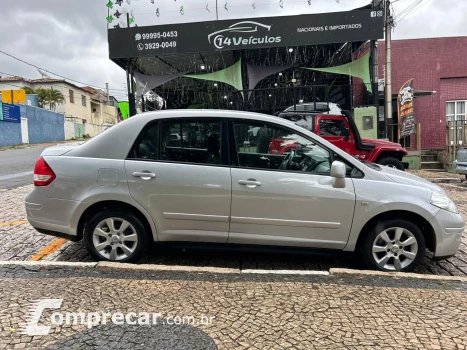 NISSAN TIIDA Sedan 1.8 16V Flex Fuel 4p 4 portas