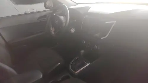 Creta 1.6   Attitude / automática