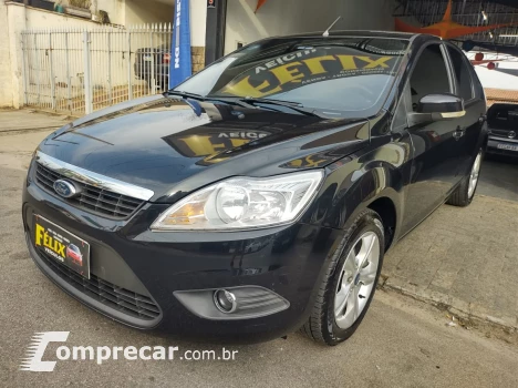 FORD FOCUS 1.6 8V 4 portas