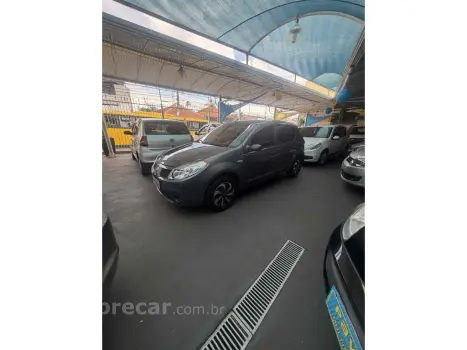 Renault SANDERO 1.0 AUTHENTIQUE 16V FLEX 4P MANUAL 4 portas