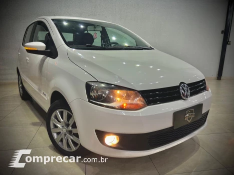 Volkswagen Fox 1.0 Mi Total Flex 8V 5p 4 portas