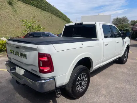 RAM 6.7 3500 Laramie Longhorn 4X4 CD 6 Cilindros Turbo