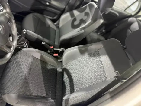 VOYAGE 1.0 12V MPI Totalflex