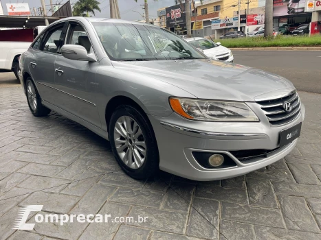 AZERA 3.3 MPFI GLS Sedan V6 24V