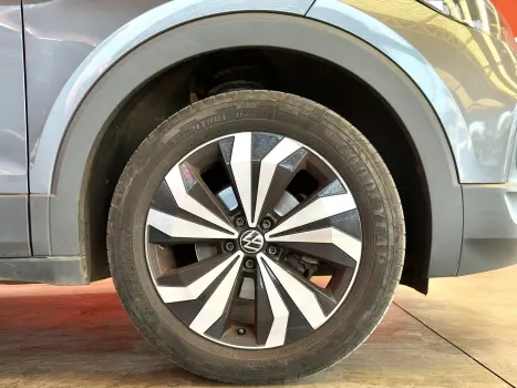 T-CROSS 1.0 200 TSI TOTAL FLEX COMFORTLINE AUTOMÁTICO