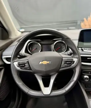 TRACKER 1.2 Turbo Premier