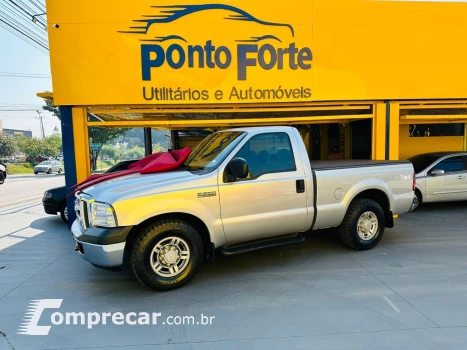 FORD F-250 3.9 XLT CABINE SIMPLES DIESEL 2 portas