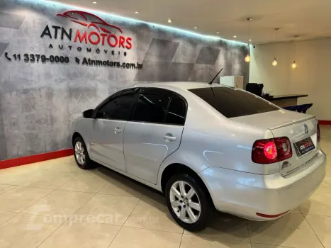 Polo Sedan 1.6 4P FLEX COMFORTLINE I-MOTION AUTOMATIZADO