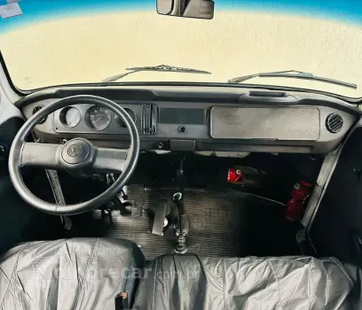 KOMBI 1.6 MI STD Lotação 8V