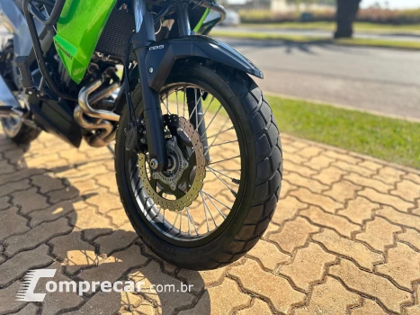 VERSYS-X 300