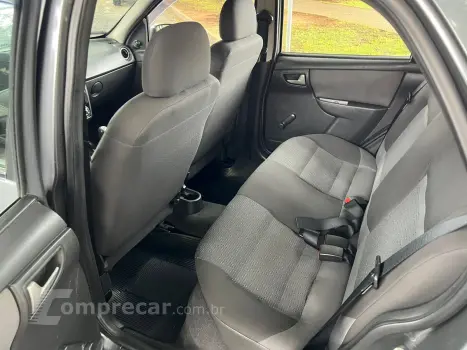 CELTA 1.0 MPFI LT 8V