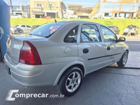 Corsa Sedan 1.0 MPFI 8V 71cv 4p