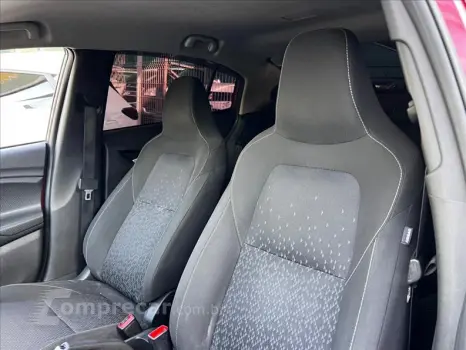 ONIX 1.0 Turbo Plus LT