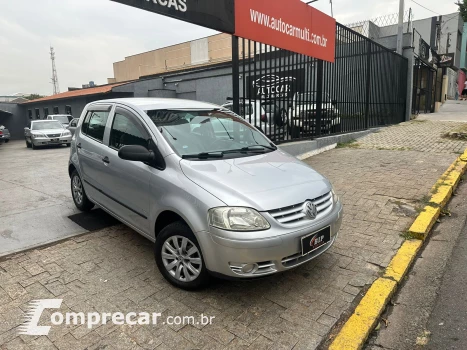 Volkswagen FOX 1.0 MI 8V 4 portas