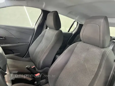 208 1.0 Firefly Like