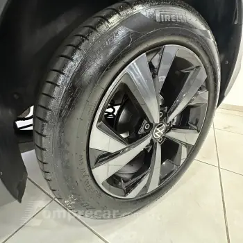 NIVUS 1.0 200 TSI Highline