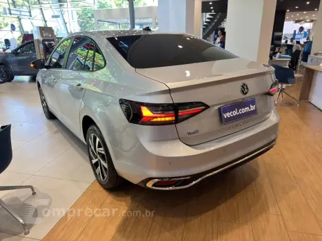 Virtus 1.0 4P 200 TSI FLEX HIGHLINE AUTOMÁTICO