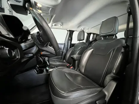 Renegade Longitude T270 1.3 Turbo 4x2