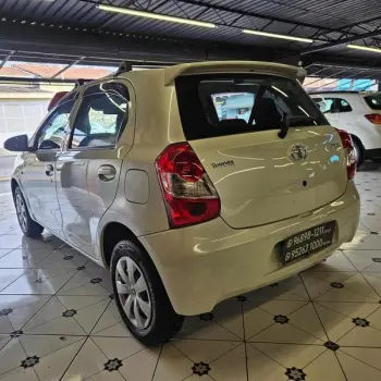 ETIOS HB X 13L MT