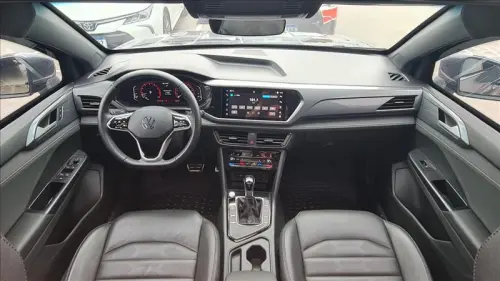 TAOS 1.4 250 TSI Highline