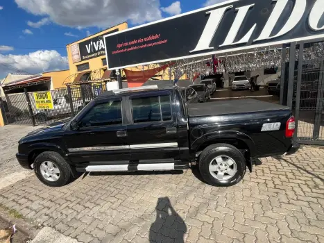 S10 2.4 MPFI Executive 4X2 CD 8V