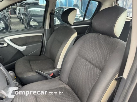 SANDERO - 1.6 STEPWAY 16V 4P MANUAL