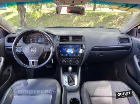 JETTA 2.0 COMFORTLINE FLEX 4P TIPTRONIC