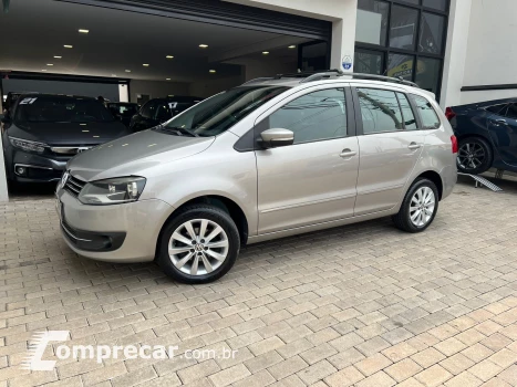 Volkswagen SPACEFOX 1.6 MI 8V 4 portas