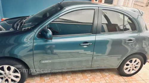 NISSAN MARCH 1.0 16V 4 portas