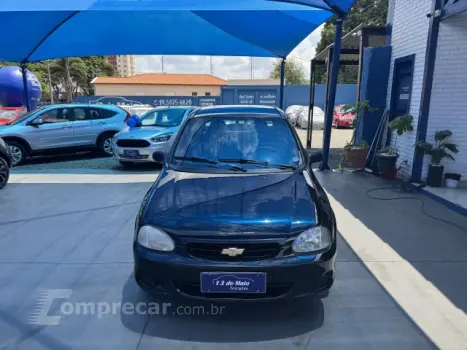 CLASSIC - 1.0 MPFI LIFE 8V 4P MANUAL