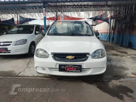 CORSA 1.0 MPFI Classic Sedan Life 8V