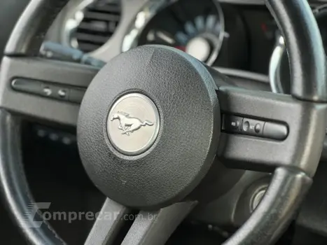 MUSTANG 3.7 COUPÉ V6 24V GASOLINA 2P MANUAL