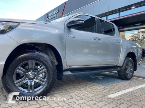 HILUX 2.8 D-4d Turbo CD SR 4X4