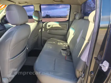 HILUX 3.0 SRV 4X4 CD 16V TURBO INTERCOOLER DIESEL 4P MANUAL