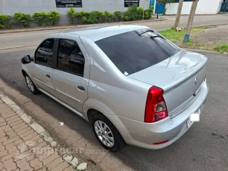 Logan 1.0 Authentique 16V Flex 4P Manual